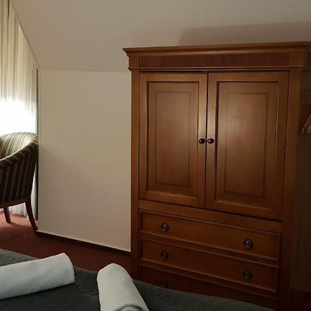 Hotel A Restaurace Pomezi Cinovec Ngoại thất bức ảnh